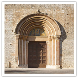 La Porta Santa della Basilica di Santa Maria di Collemaggio