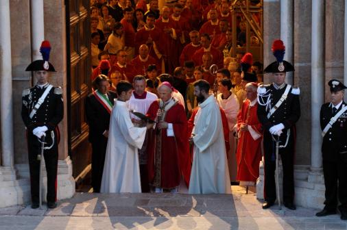 Il rito di chiusura della Porta Santa della Basilica di Collemaggio (29 agosto)